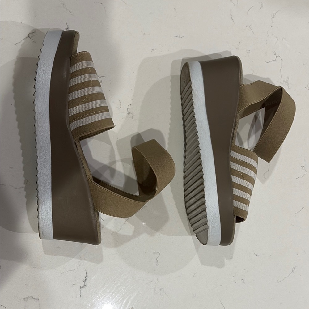 CHARLESTON SHOE CO. Tan and White Striped Sandals - Picture 4 of 8